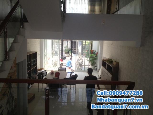 Bán nhà mặt tiền đường số 51,rộng 14m, P.Bình Thuận, Q7