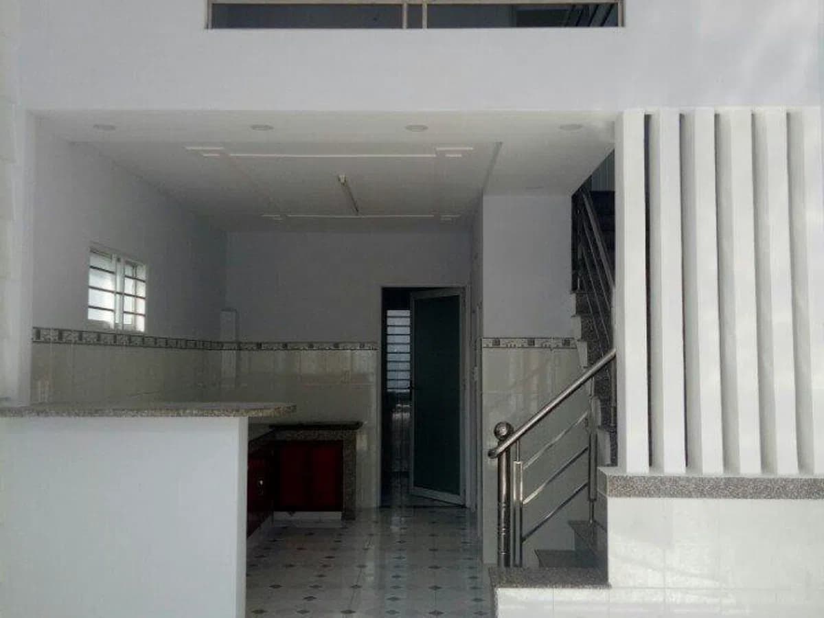 Bán nhà mặt tiền Nguyễn văn quỳ