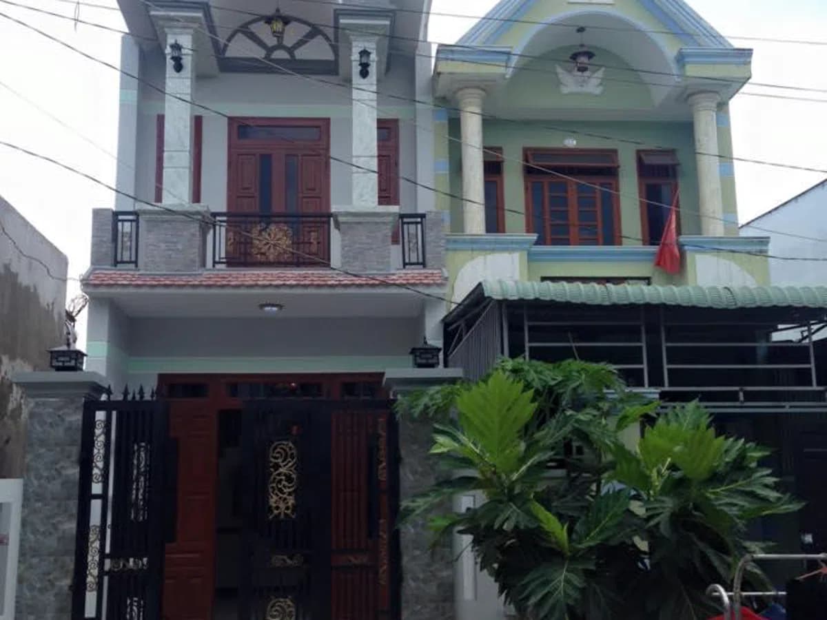 Cần bán gấp nhà mặt tiền hẻm chợ 861 Trần Xuân Soạn, Quận 7