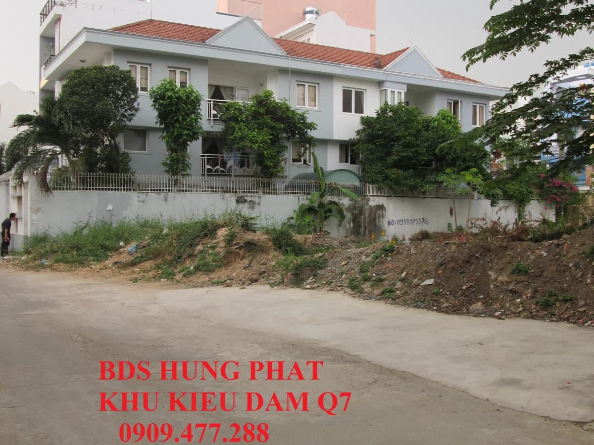 cần tiền trả nợ ngân hàng bán gấp lô đất khu kiều đàm p.tân hưng q7. DT: 6x25 giá 8,2 tỷ, vị tríđẹp