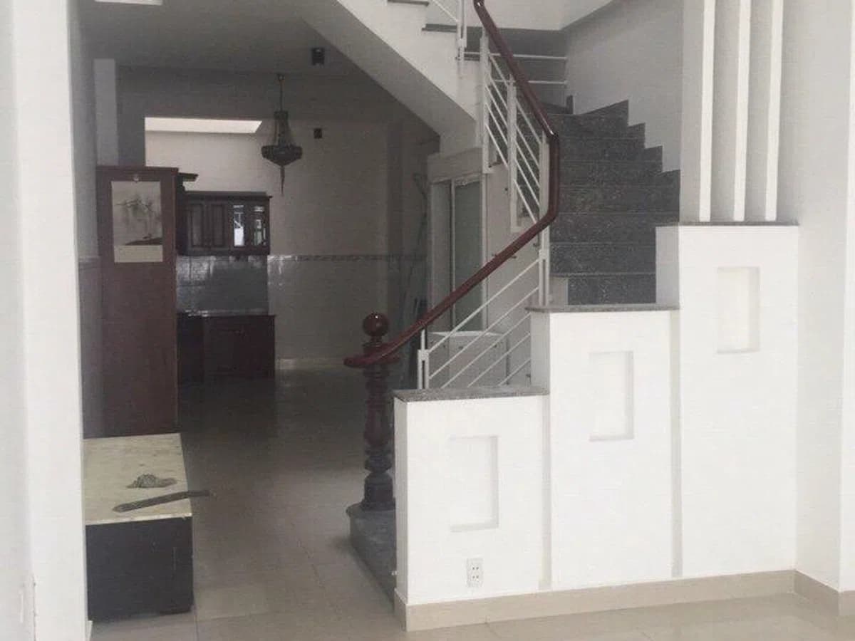 Bán nhà đường trần xuân soạn, phường tân kiểng q7. LH 0909477288