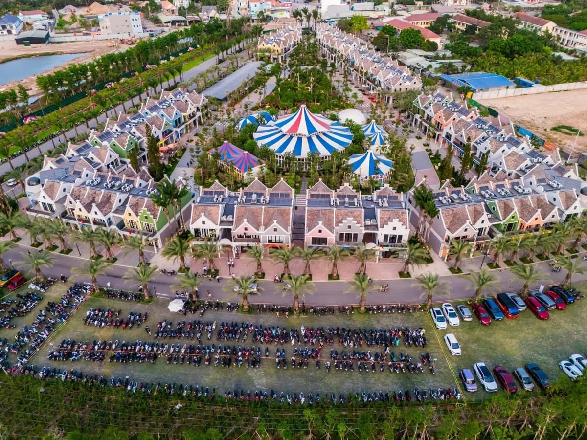 Khu thương mại Eco Bazaar đã đi vào hoạt động tại phân khu Rừng Hồng, Eco Retreat