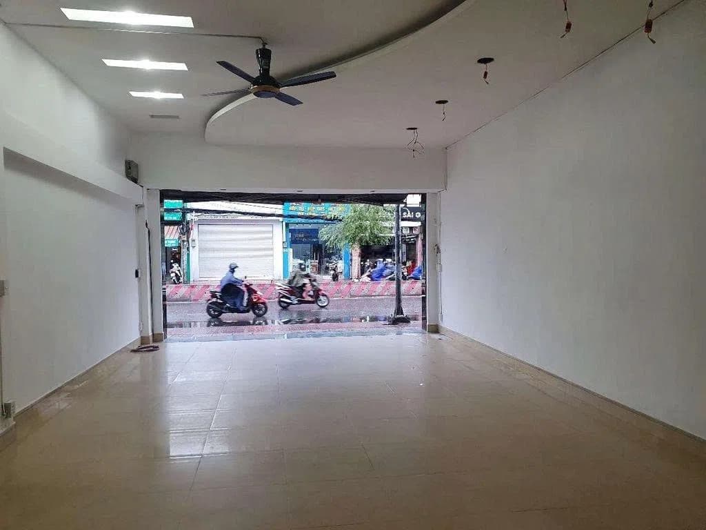 mặt bằng mặt tiền huỳnh tấn phát phú thuận 81m2 cho thuê