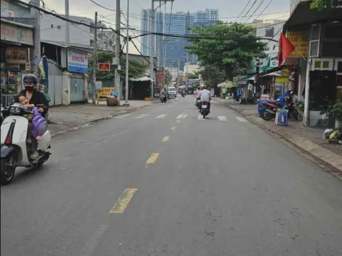 MẶT TIỀN GÒ Ô MÔI – NGANG 6,5M, DÀI 41M – NHÀ 4 TẦNG – GIÁ 27,9 TỶ – sát Phú Mỹ Hưng - ảnh 1