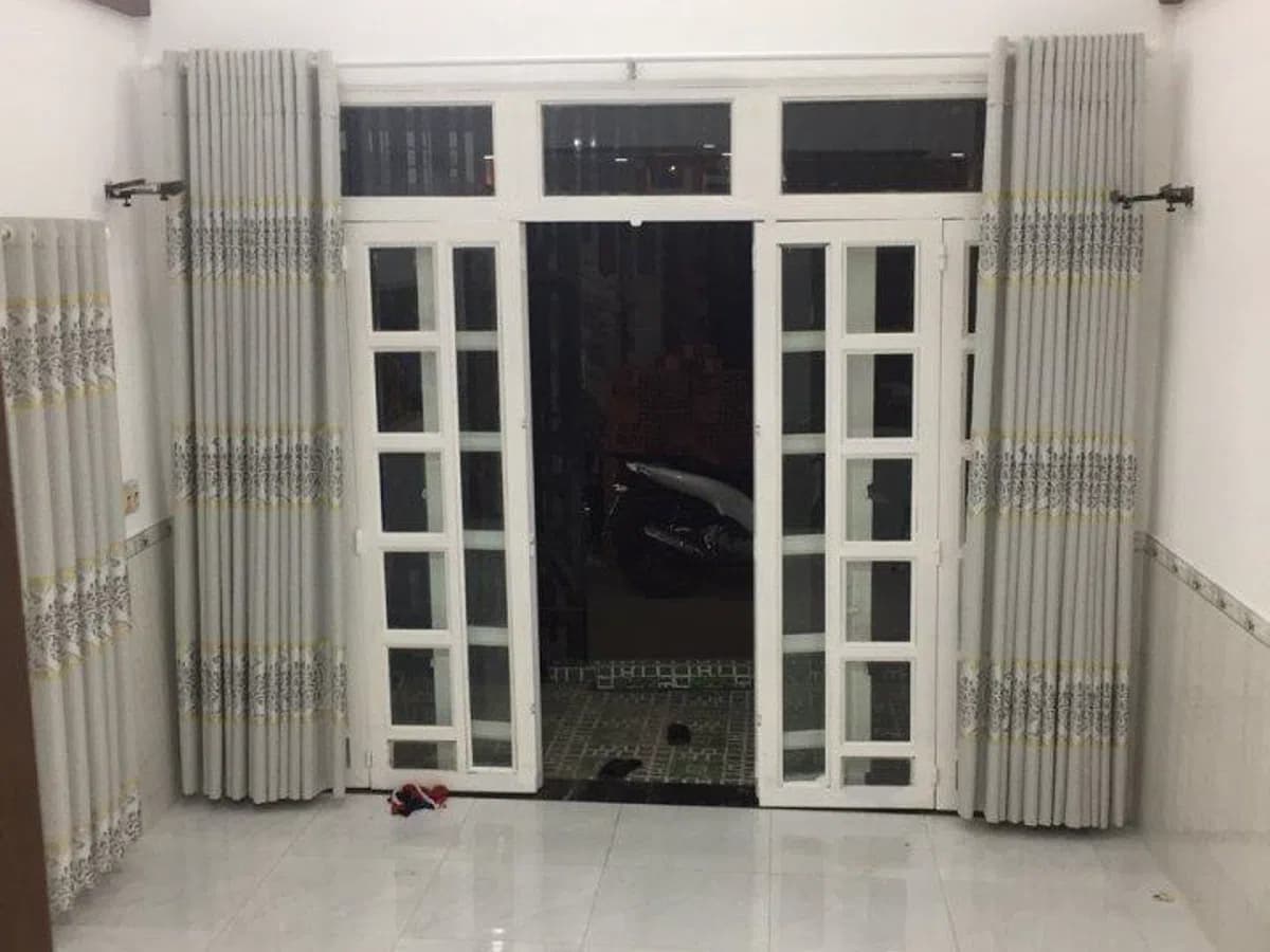 Bán nhà hẻm xe hơi Huỳnh Tấn Phát, diện tích 4x11m, giá 3.45 tỷ. LH 0909477288