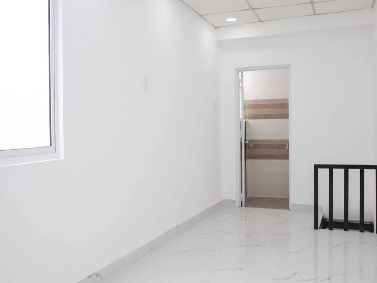 Bán nhà mặt tiền đường huỳnh tấn phát