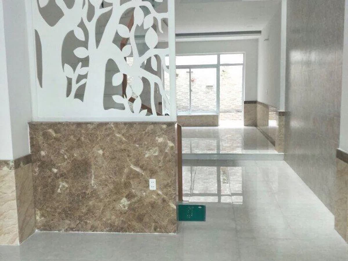 Bán nhà 1041 trần xuân soạn Quận 7 LH 0909477288