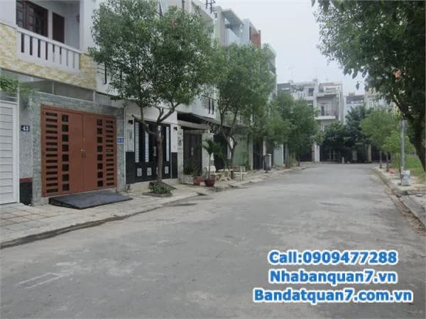 Cần bán gấp nhà tại khu dân cư Tân Quy Đông, ngay Lotte Mart Quận 7