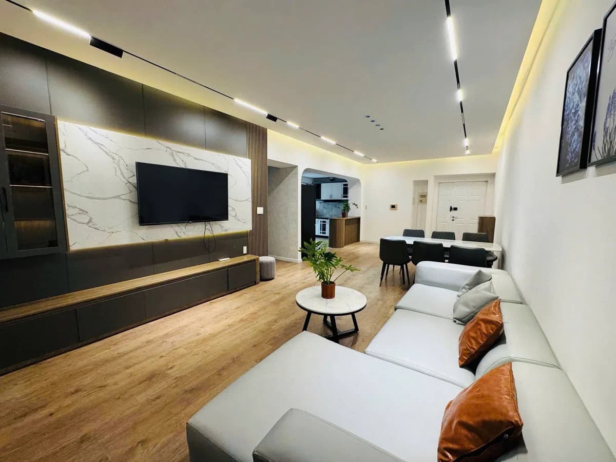 Phòng khách căn hộ Garden Court 1 Phú Mỹ Hưng, full nội thất