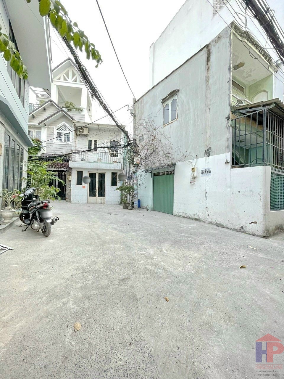 Nhà hẻm Nguyễn Thị Xiếu, P.Tân Thuận Tây. DT 4.3x6.2m. Giá 2.3 tỷ. LH: 0913999003